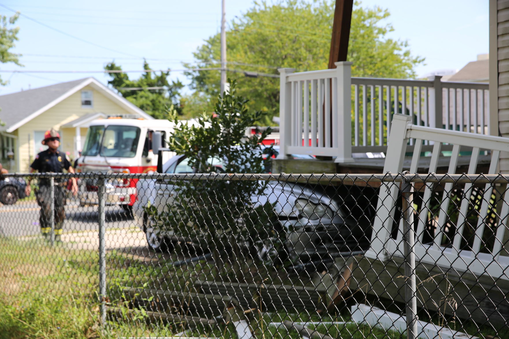 Car crashes into home